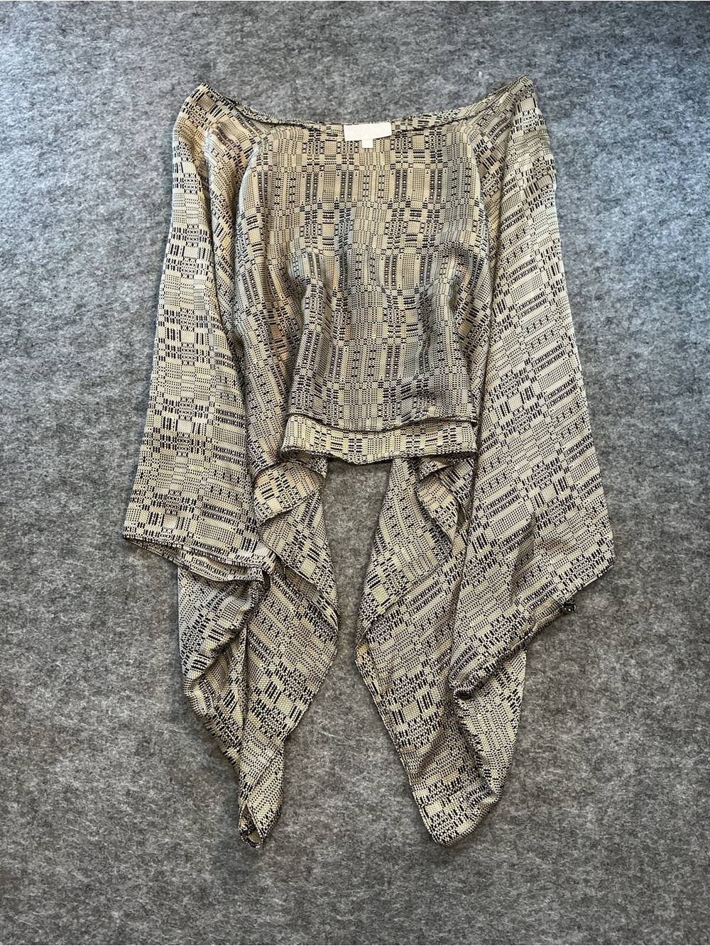 Alexie Boho-Inspired 100% Silk Cream and Black Patterned Draped Poncho Size M/L